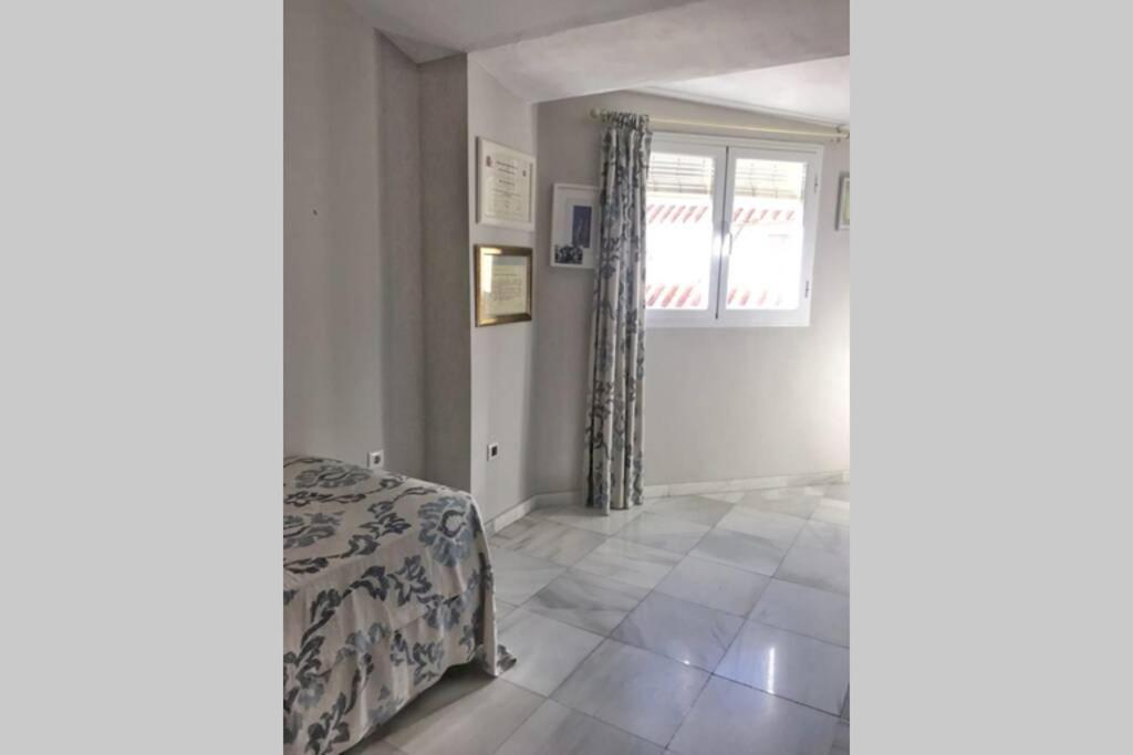 Duplex, Terraza, 10 Min Coche Centro Sevilla カマス エクステリア 写真